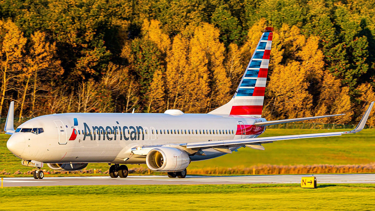 American Airlines braces for record Thanksgiving travel season